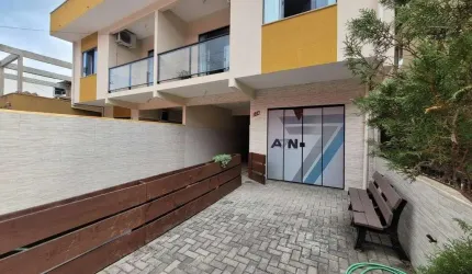 Casa com 3 quartos para |