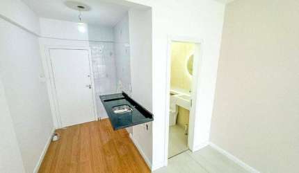 Kitnet com 1 quarto para venda |