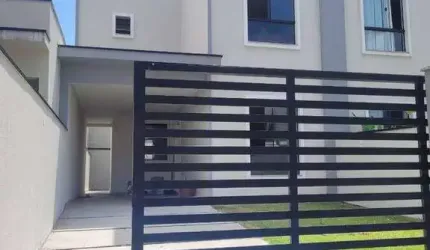 Casa com 2 quartos para venda |