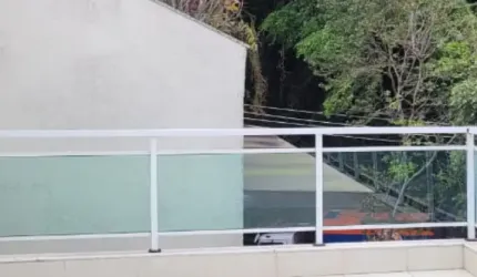 Casa Espetacular de Três andares