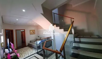 Casa assobradada 230 m²com 3 dormitórios sendo uma suíte master no Parque Nova Carioba em Americana/SP