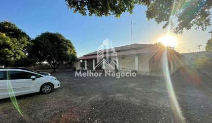 Casa / Chácara com 2 dormitórios à venda em Piracicaba.