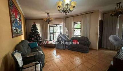 CASA À VENDA 04 DORMITÓRIOS NA VILA REZEMDE EM PIRACICABA, SÃO PAULO.