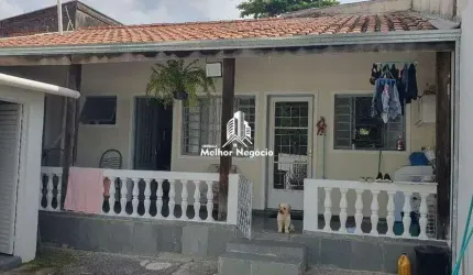 Casa à venda no Bairro Jardim Carlos Lourenço, Campinas/SP Casa com 1 dormitório, 1 banheiro e 5 vagas de garagem.