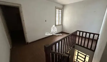Casa com 03 dormitórios à venda no bairro Centro, Piracicaba - SP