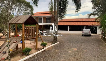 Chácara com 3000m² com 3 Dormitórios no Chácaras de Recreio Helico em Santa Bárbara d'Oeste - SP