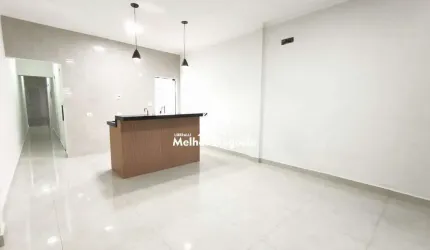 Casa à venda com 3 quartos sendo 1 suíte no bairro Vila Rezende em Piracicaba