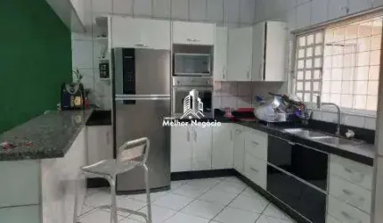 Casa Sobrado com 04 Quartos (1 suíte), à venda no bairro Parque Via Norte em Campinas - SP