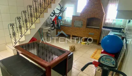 Casa à venda com 166m², 2 quartos e 2 vagas