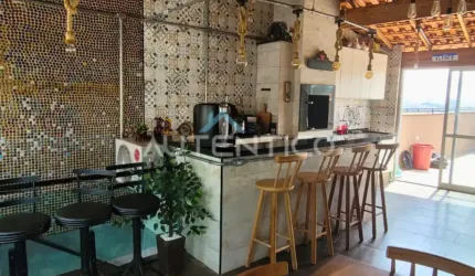 Lindo Sobrado 2. Andares, Totalmente Planejado ,Espaço Gourmet com Chopeira , Bar e sacada.