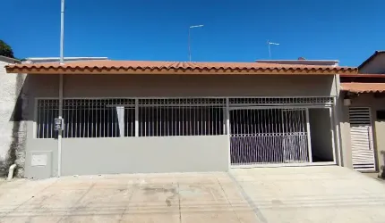 Casa 3 quartos no Parque Ateneu
