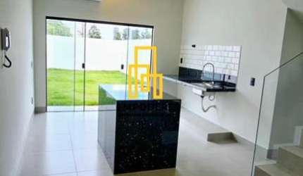 Casa para Venda em Uberlândia, Shopping Park, 3 dormitórios, 2 suítes, 1 banheiro, 3 vagas