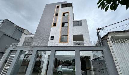 Área privativa 2 quartos com 166 metros no bairro Letícia
