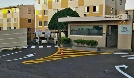 Apartamento com 2 dormitórios à venda, 57 m² por R$ 295.000,00 - Jardim das Américas - Londrina/PR