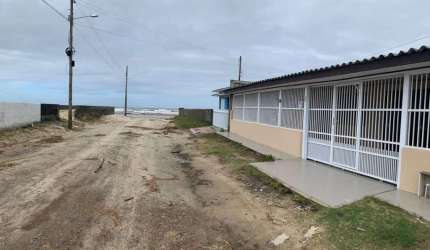 ÓTIMA OPORTUNIDADE CASA  À VENDA EM BALNEÁRIO ARROIO DO SILVA 