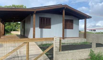 ÓTIMA OPORTUNIDADE CASA  À VENDA EM BALNEÁRIO ARROIO DO SILVA 