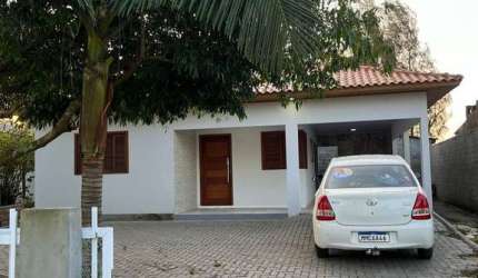 ÓTIMA OPORTUNIDADE CASA  À VENDA EM BALNEÁRIO ARROIO DO SILVA 