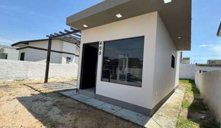 ÓTIMA OPORTUNIDADE CASA  À VENDA EM ARARANGUA 
