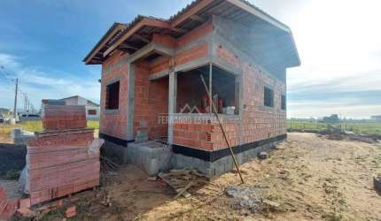 ÓTIMA OPORTUNIDADE CASA  À VENDA EM ARARANGUA 