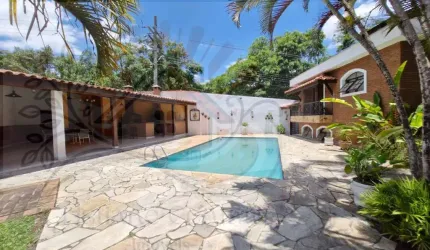 Casa para Locação em Mairiporã, Bairro Cumbari, 3 dormitórios, 1 suíte, 3 banheiros, 5 vagas