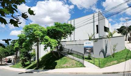 Casa em Condomínio a 5 Min do Centro