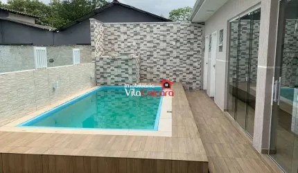 Casa com piscina no Gaivotas Matinhos Parana