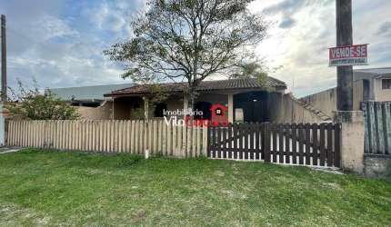 Vendo casa com 3 quartos em Pontal do Parana