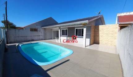 CASA COM PISCIMA FAIXA MAR