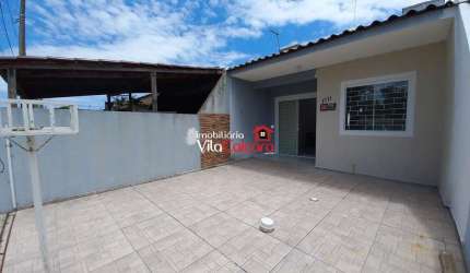 CASA COM 2 QUARTOS EM PRAIA DE LESTE