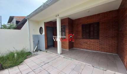 Casa faixa mar com 2 quartos no Balneário Ipanema