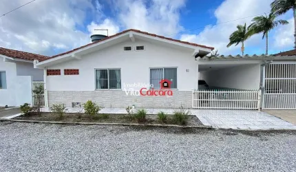 Casa a Venda em Condomínio Matinhos