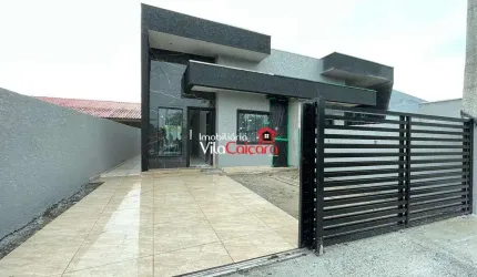 Casa Á Venda Com Piscina e Suíte Faixa Mar PR