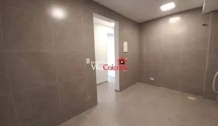APARTAMENTO COM 3 QUARTOS RECÉM REFORMADO