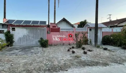 Vendo casa com terreno em Praia de Leste