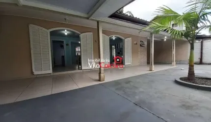Casas em amplo terreno no Balneário Luciane