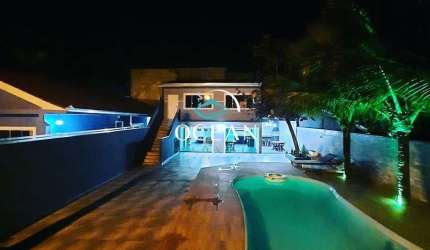 Sobrado 50m do mar com piscina Matinhos