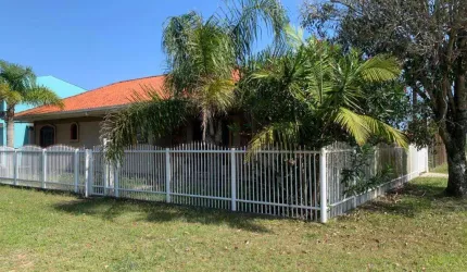 Casa 3 Dormitórios à venda no Bairro Arroio Teixeira com 110 m² de área privativa