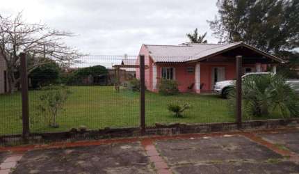 Casa 3 Dormitórios à venda no Bairro Curumim com 150 m² de área privativa - 4 vagas de garagem