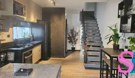 Casa tipo sobrado, com 4 dormitórios e piscina para venda no Itagua em Ubatuba -SP