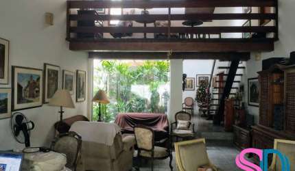 Casa com 04 dormitórios, à venda, no Bairro do Itaguá - Ubatuba SP.