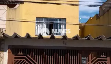 Ótimo sobrado no Santo Antonio