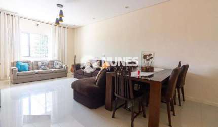 Excelente sobrado para uso residencial ou comercial.