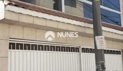 CASA AMPLA - JARDIM ELVIRA com 3 Dormitórios - garagem para 2 carros