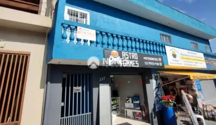 Casa recém-construida, em sua primeira locação, ideal para quem busca conforto, boa distribuição de espaços e uma localização tranquila e acessível.