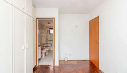 Apartamento em Vila Mariana  -  São Paulo