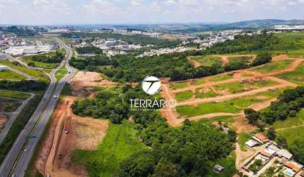 Terreno à venda no Cidade Jardim em Varginha com piscina,