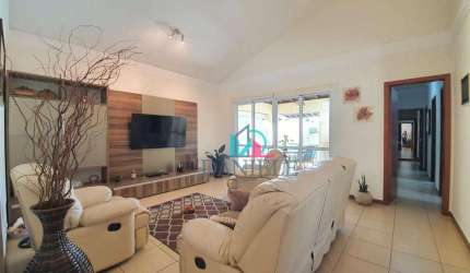 Casa com 3 dormitórios à venda, 176 m² por R$ 795.000,00 - Jardim Botânico - Araraquara/SP