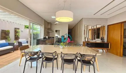 Casa térrea com 3 suítes localizada no condomínio Damha.