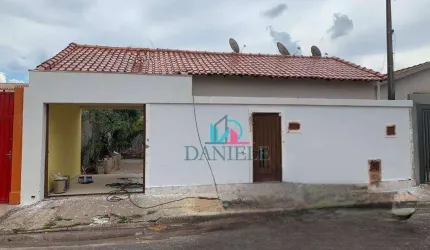 Casa com 3 dormitórios no Vale do  Sol