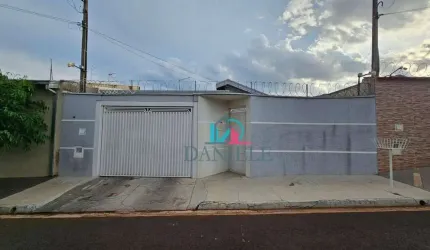 Casa com 2 dormitórios à venda, 166 m²- Parque Gramado II - Araraquara/SP